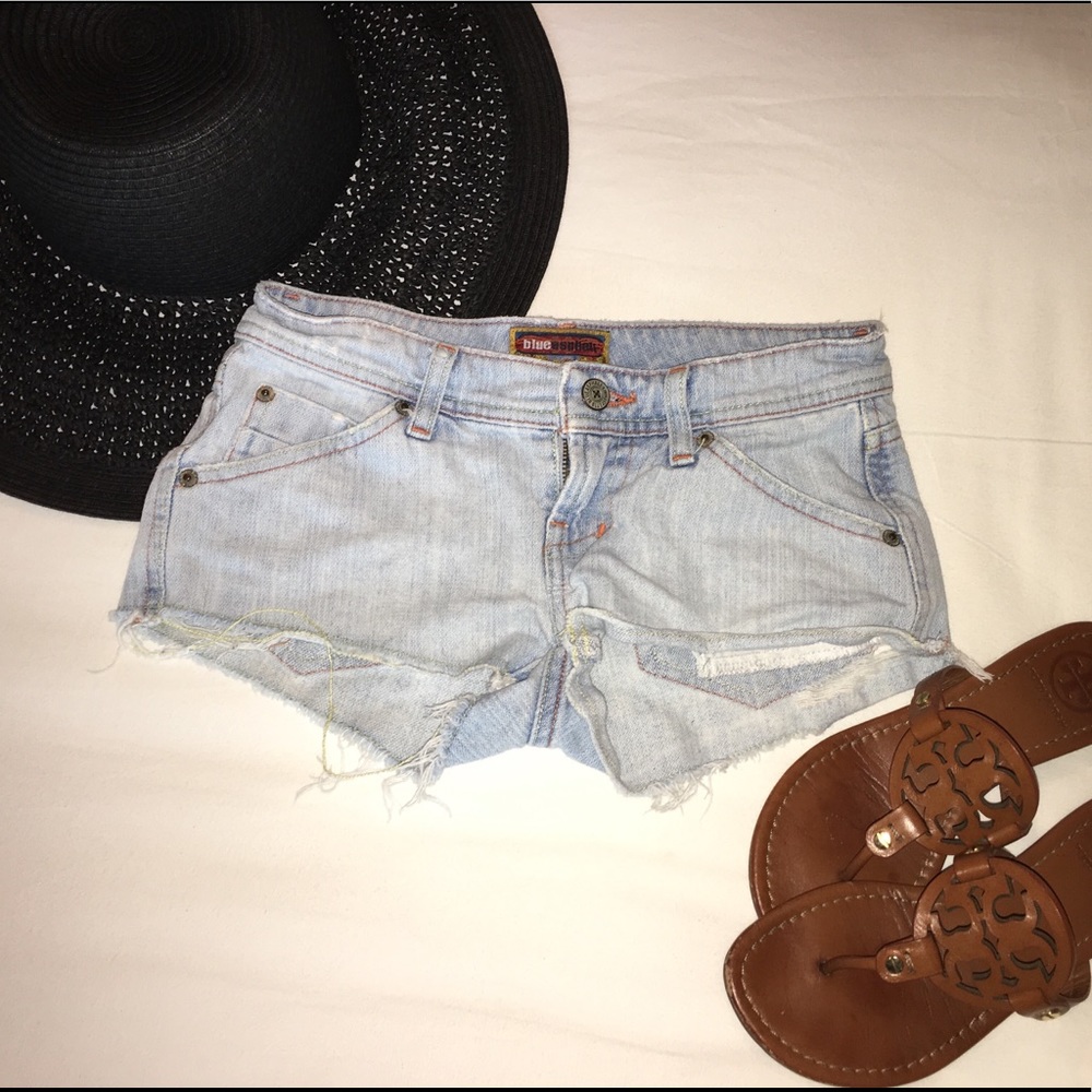 Blue Asphalt light denim Daisy-Duke Jean Shorts